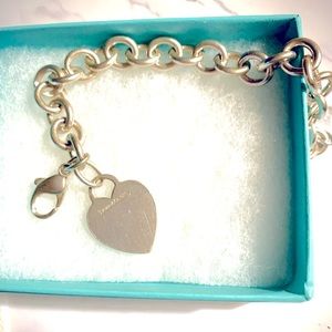 Tiffany heart charm chain